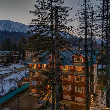 Hotel Pine Spring Gulmarg Exterior foto