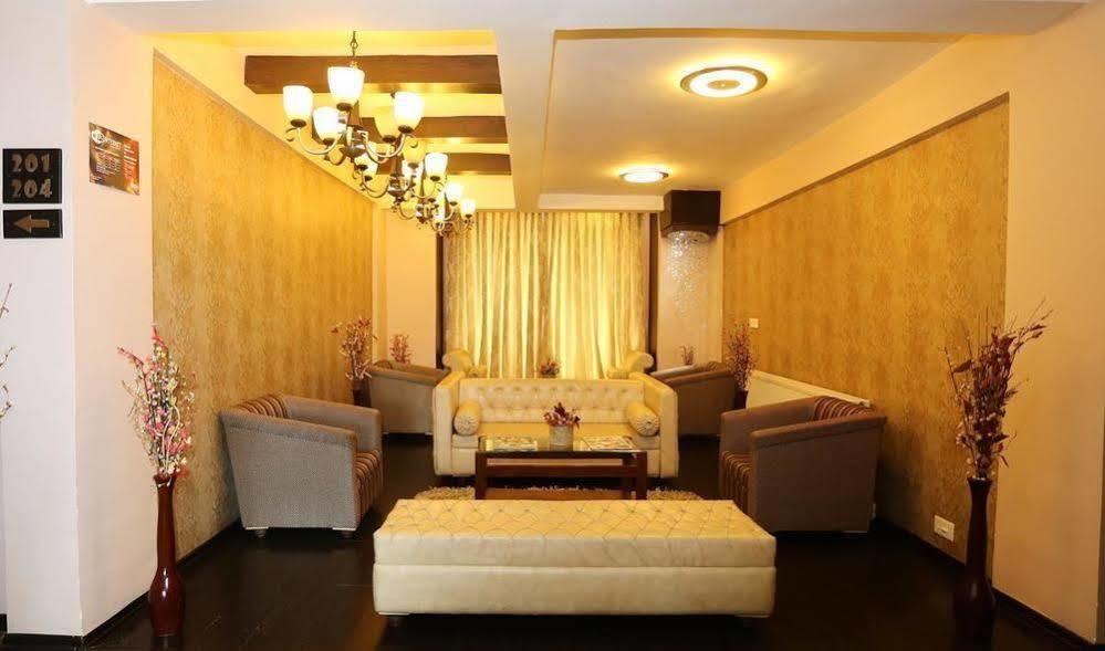 Hotel Pine Spring Gulmarg Exterior foto